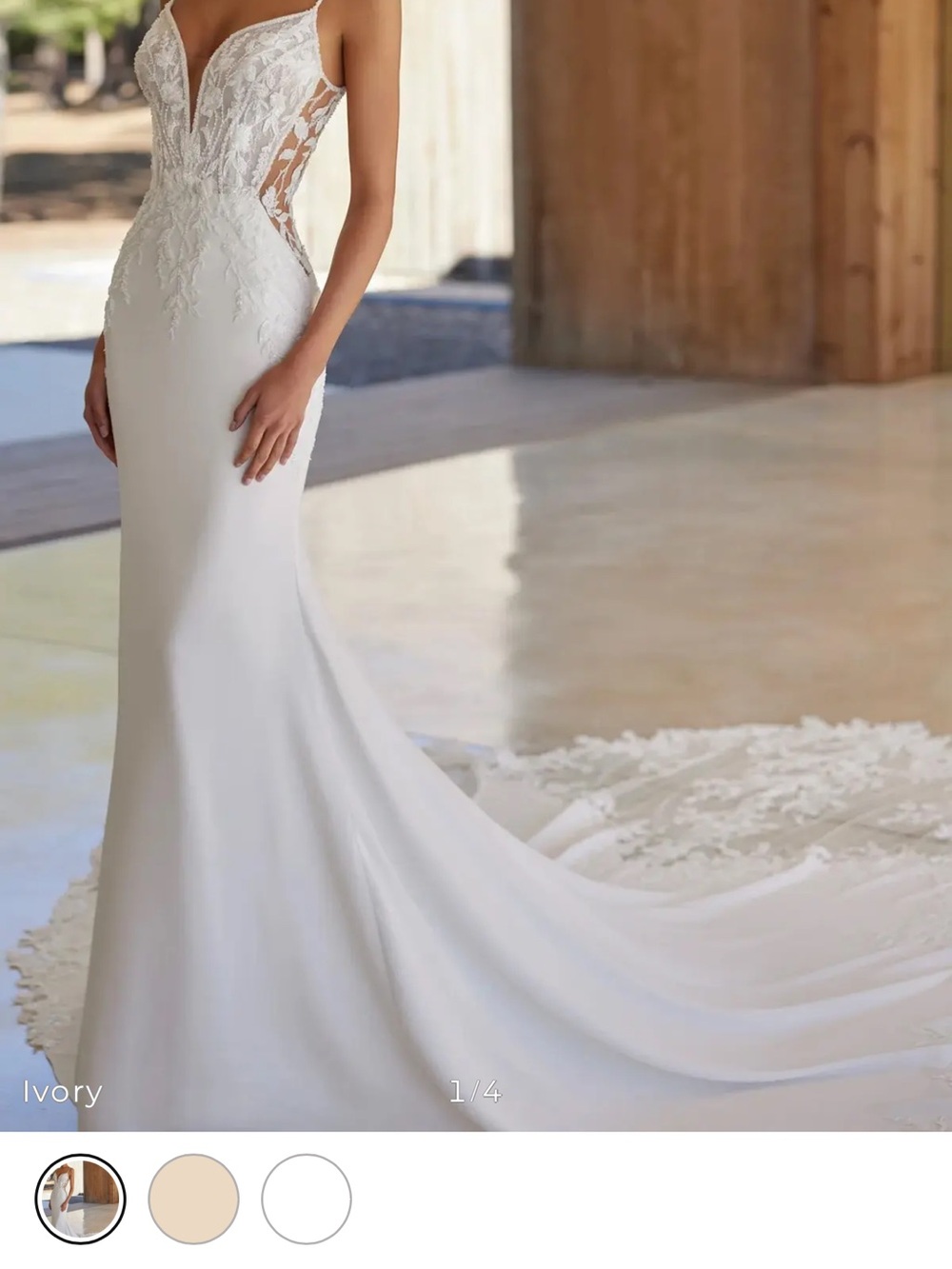 Ivory Lace Appliqué Fitted Wedding Gown - Unknown Brand